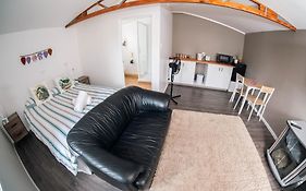 Spacious Sleep-Out